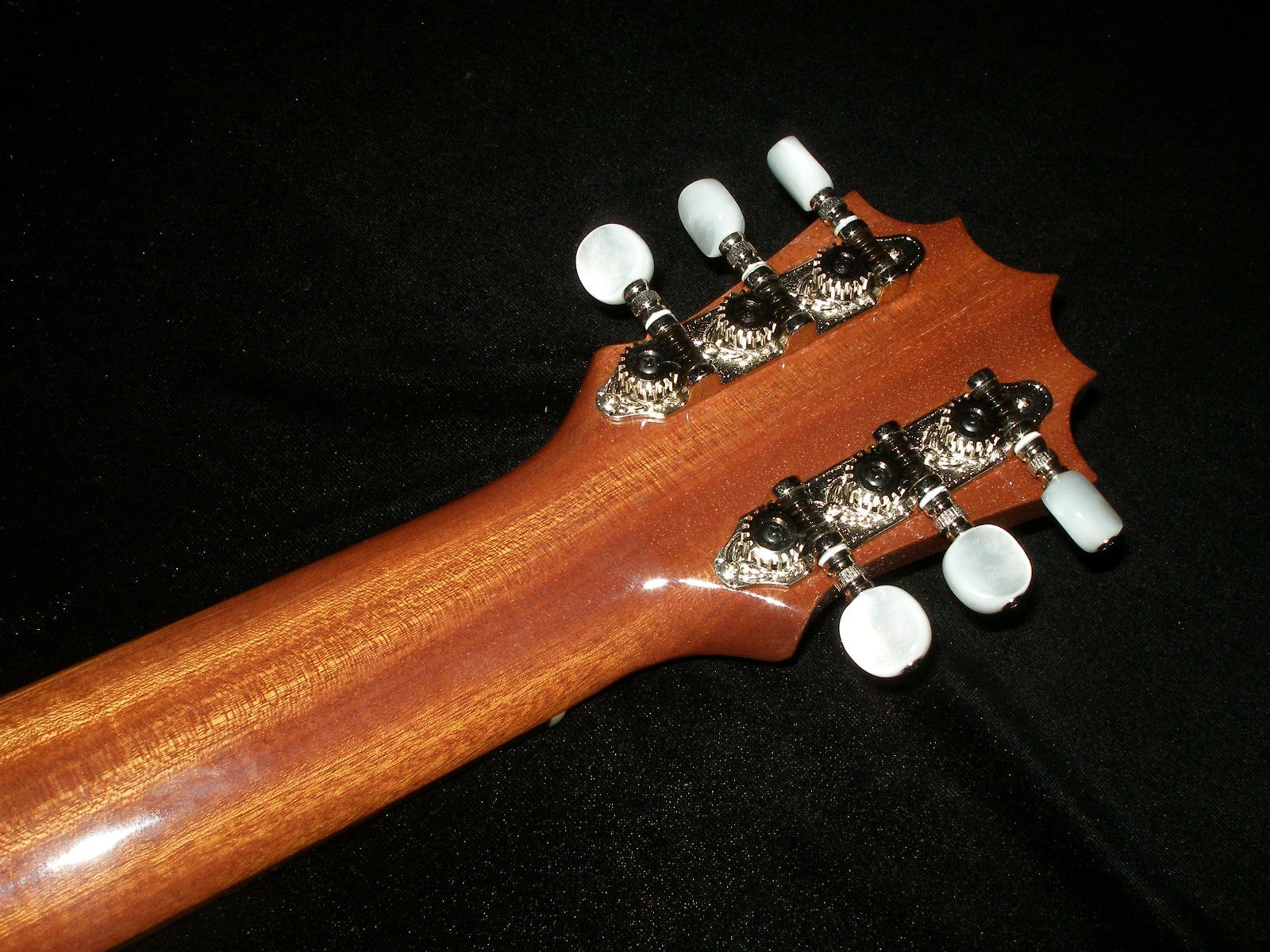 Ukulele Friend » KoAloha DV-I Tenor Ukulele