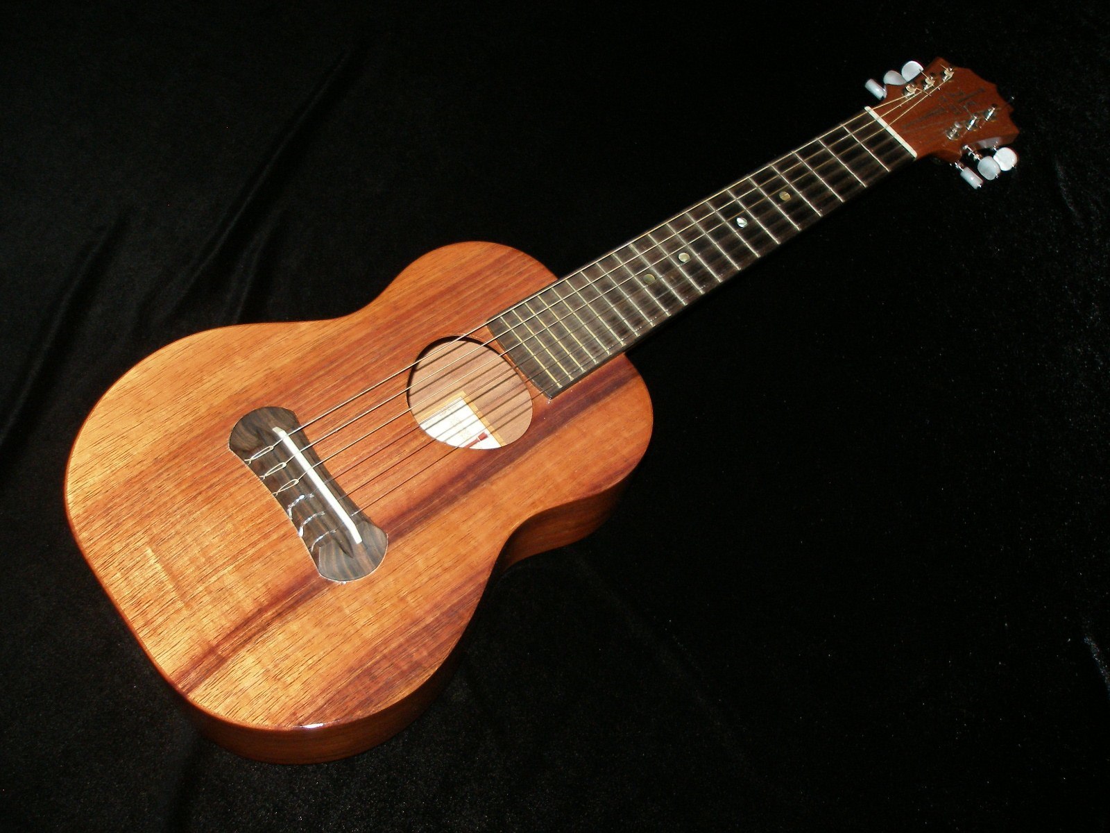 Ukulele Friend » KoAloha DV-I Tenor Ukulele