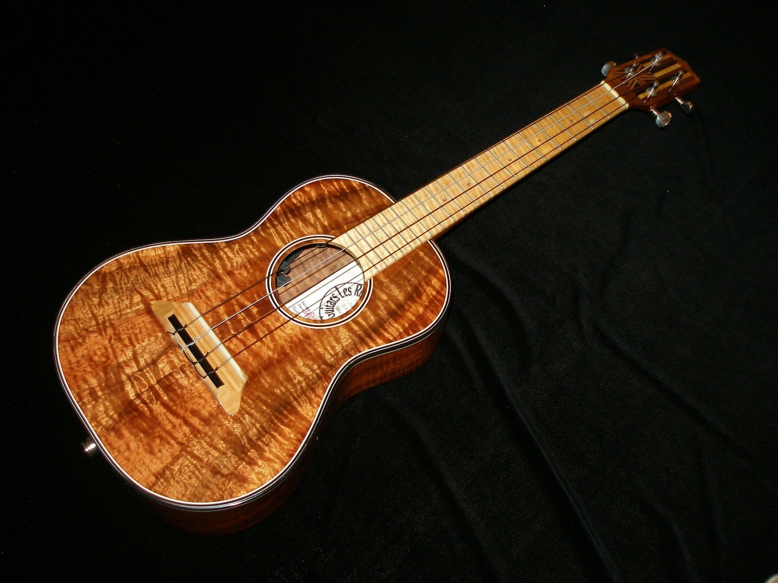 Ukulele Friend » Custom Les Rietfors Ukulele
